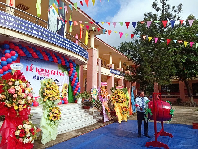 KHAI GIẢNG NĂM HỌC 2024 - 2025