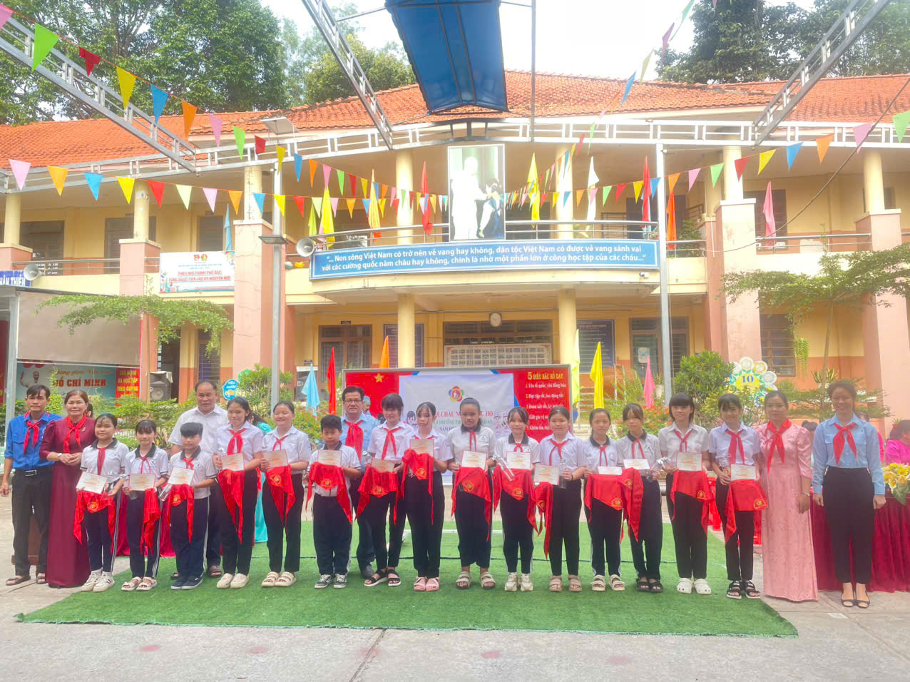 ĐẠI HỘI CHÁU NGOAN BÁC HỒ LIÊN ĐỘI TRƯỜNG TIỂU HỌC THANH AN